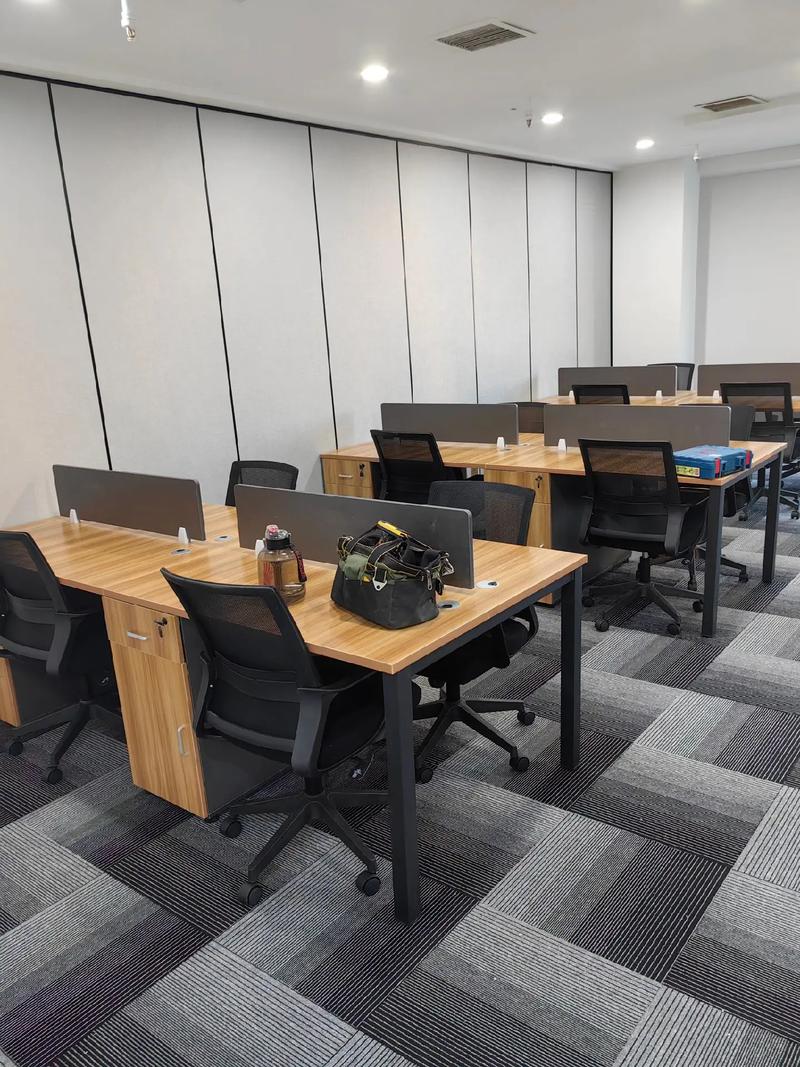 陕西专业定制办公家具工厂 办公桌 .办公工位桌 办公沙发茶几